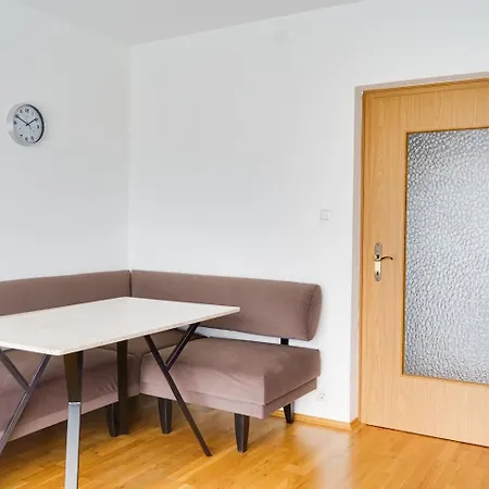 Wunderschoene Helle Min 30 Days * Innsbruck