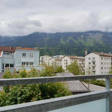 Wunderschoene Helle Apartment Min Stay 30 Days