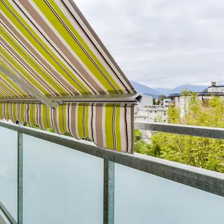 Wunderschoene Helle Apartment Innsbruck
